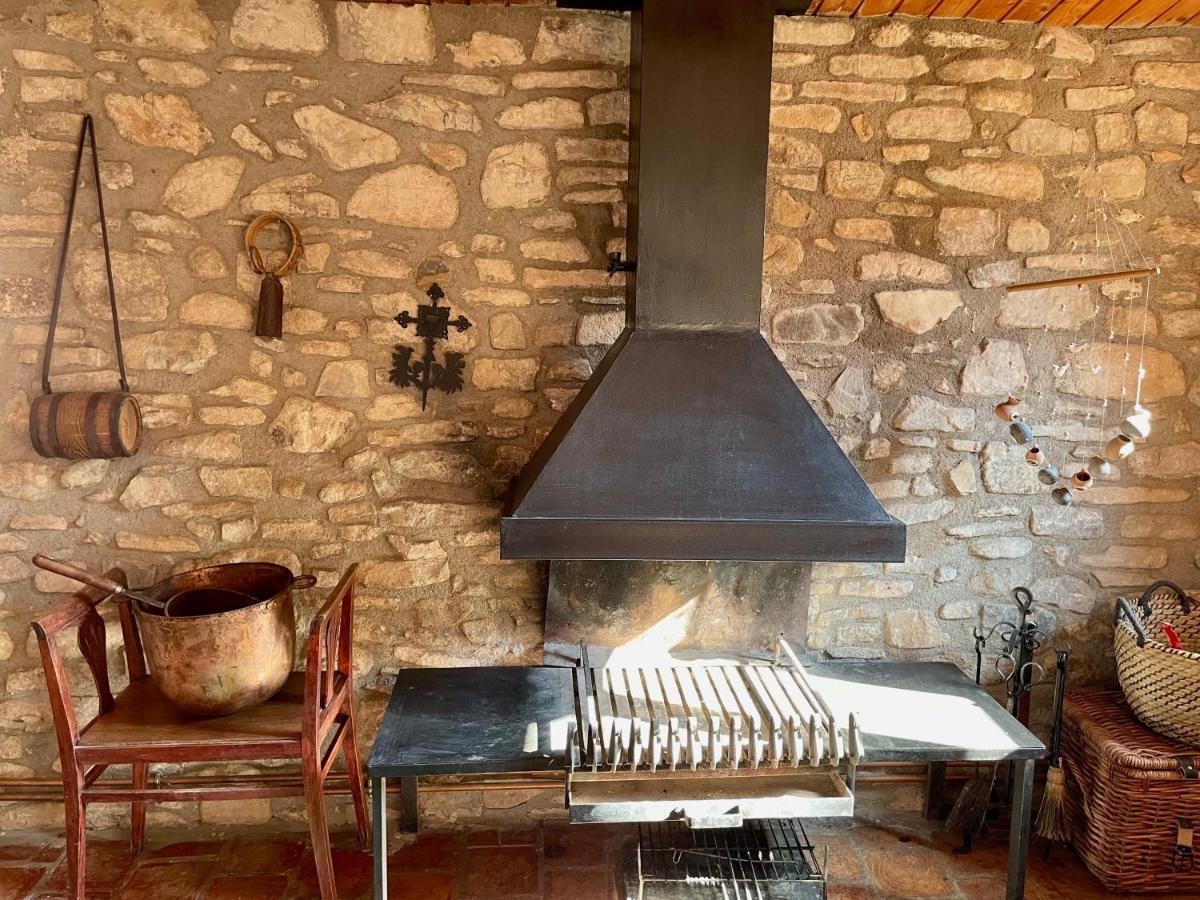 Apartamento Rural Con Encanto Can Salvador Borreda Bagian luar foto