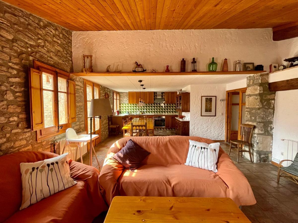 Apartamento Rural Con Encanto Can Salvador Borreda Bagian luar foto