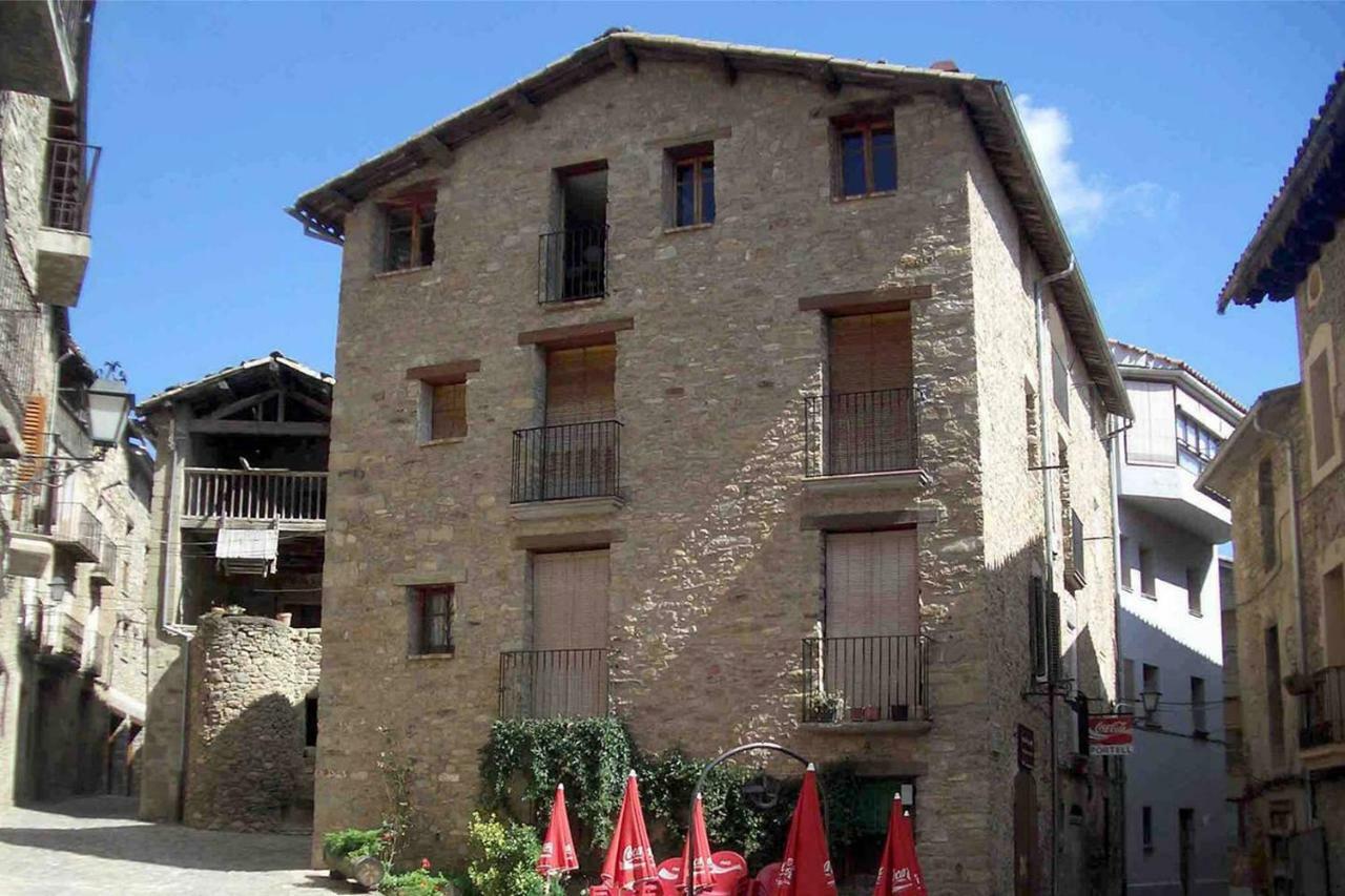 Apartamento Rural Con Encanto Can Salvador Borreda Bagian luar foto